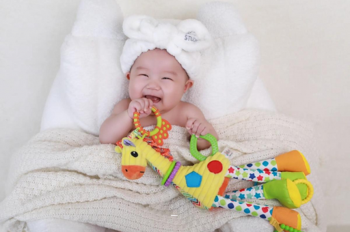 孟津六个月宝宝突然发烧 孟津六个月宝宝突然发烧